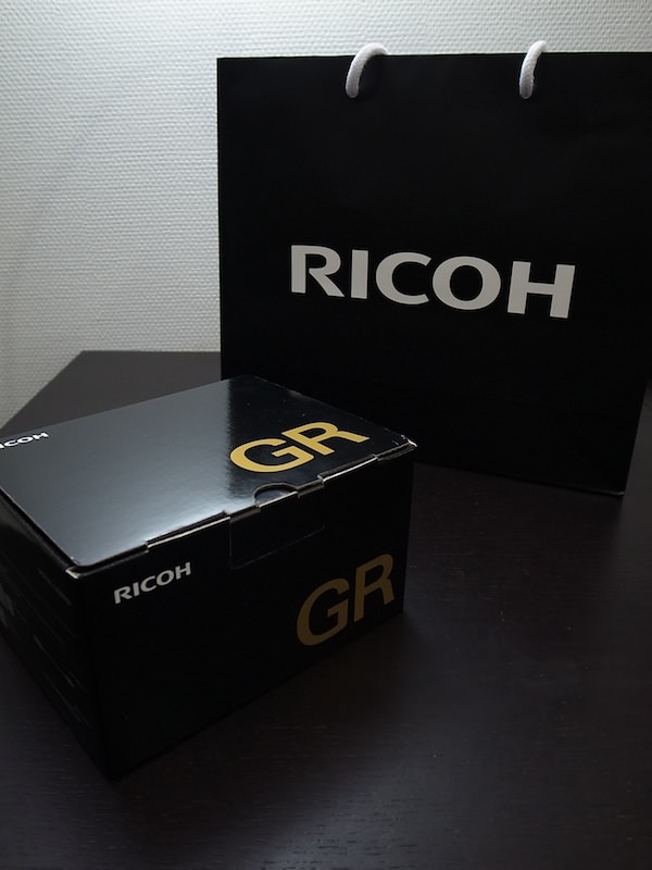 RICOH New GR 1