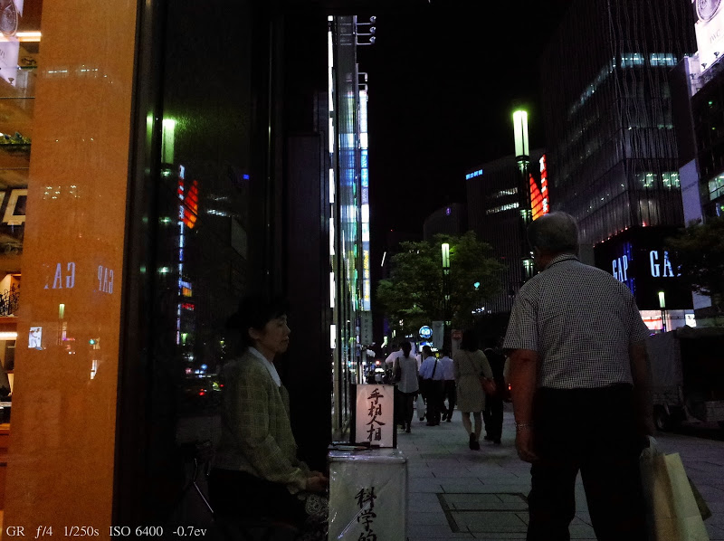 RICOH GR Ginza SnapPhoto 5